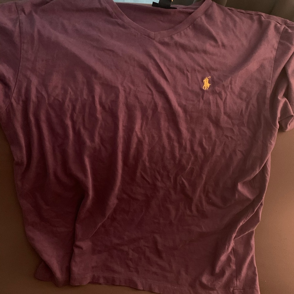 Polo v neck